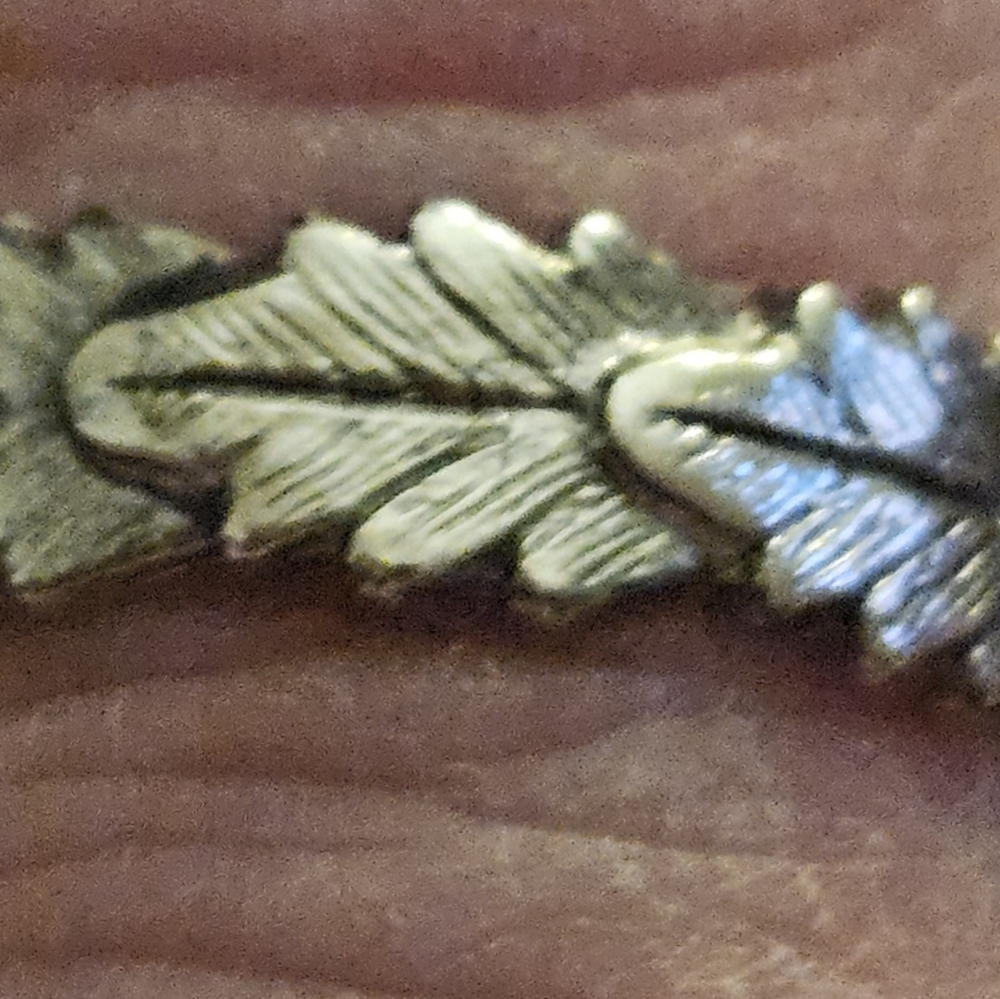 Vintange Leaf Ring - Picture 2 of 6